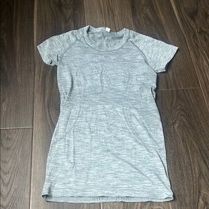 Lululemon Swiftly Tech